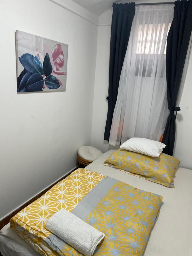 Centrum Wellness Hostel Debrecen Ngoại thất bức ảnh