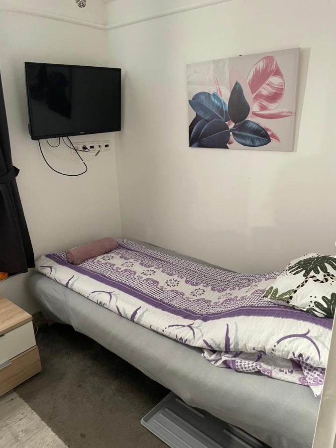 Centrum Wellness Hostel Debrecen Ngoại thất bức ảnh