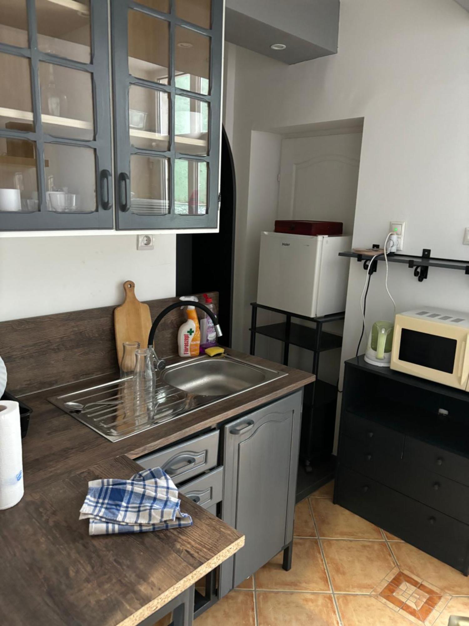 Centrum Wellness Hostel Debrecen Ngoại thất bức ảnh